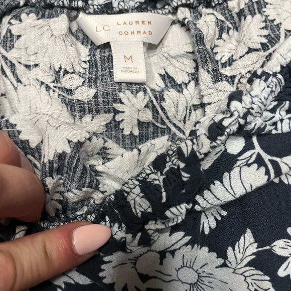 Lauren Conrad Floral Blouse - Picture 3 of 3